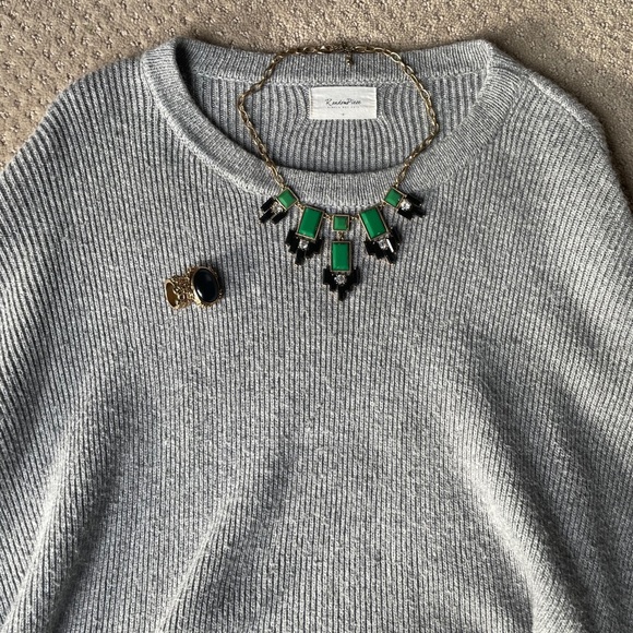 Used necklace and ring - Picture 6 of 9